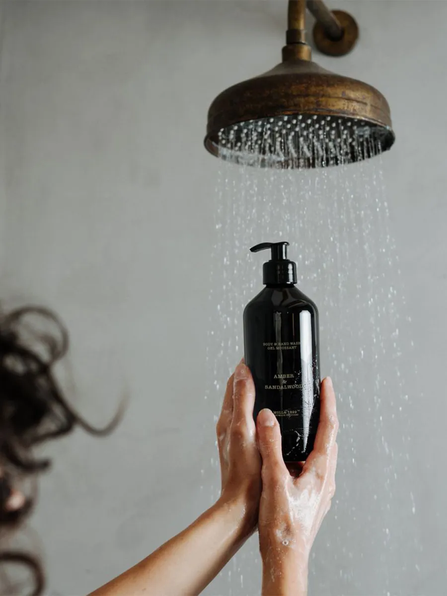 CERERIA MOLLA AMBER OG SANDALWOOD SÅPE
